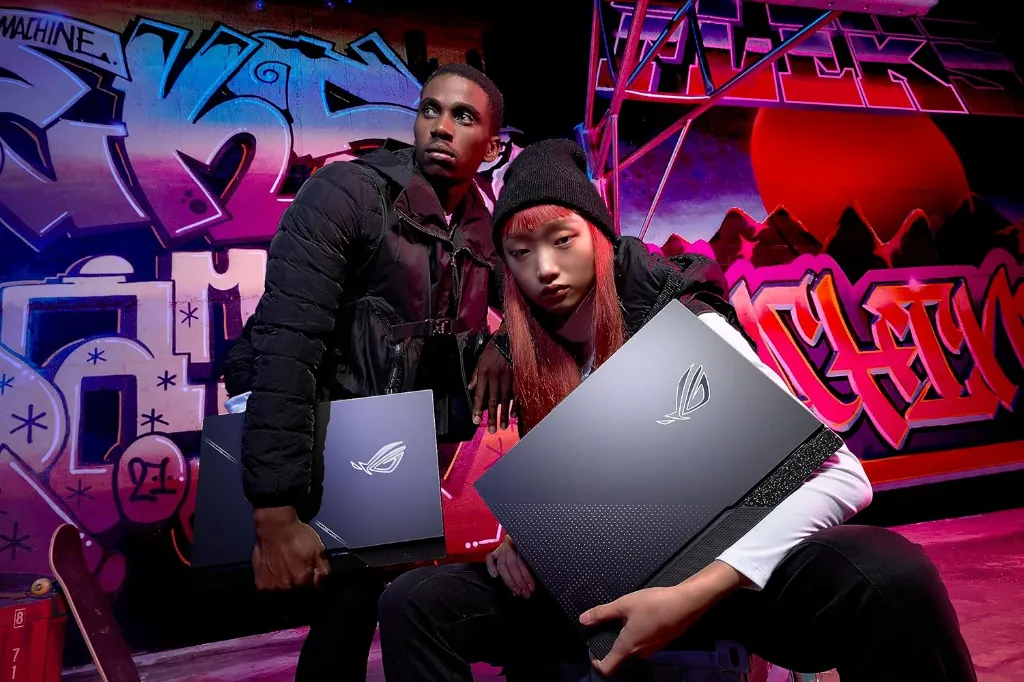 ASUS ROG STRIX  G713PU AMD RYZ 9