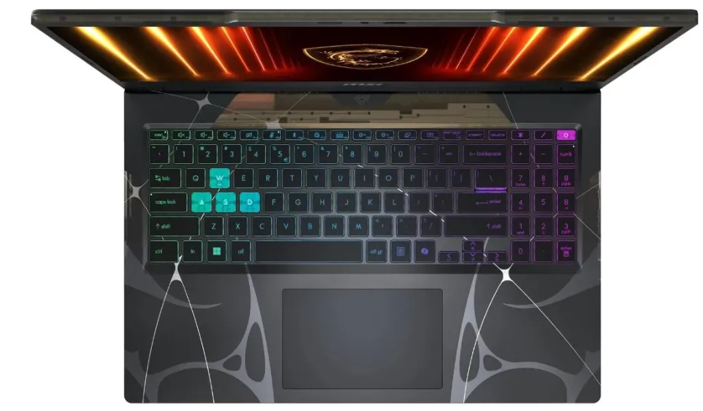 MSI CYBORG 17 B2RWFKG Core 7-15th 16Go 1To RTX5060 